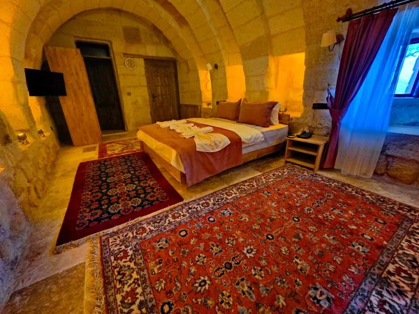 Süleyman Cappadocia - Hot Air Balloon View, Забронировать  Отели Аванос с парковкой, Парковка