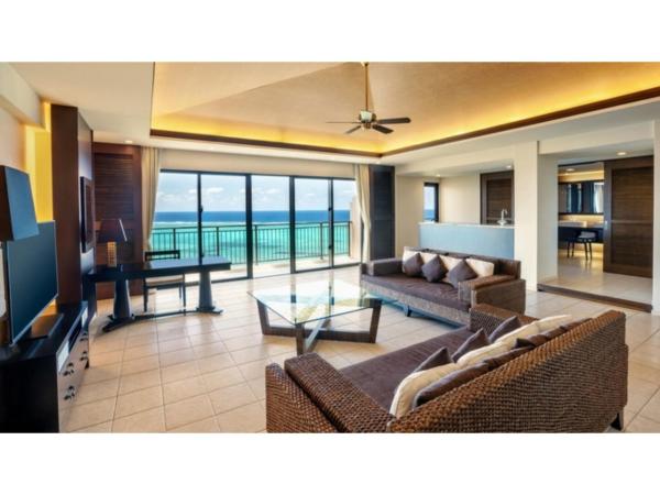 Kafuu Resort Fuchaku Condo Hotel - Vacation STAY 97100v, Забронировать  Отели Окинава с бассейном, рядом с Пляж Мун-Бич, Бассейн