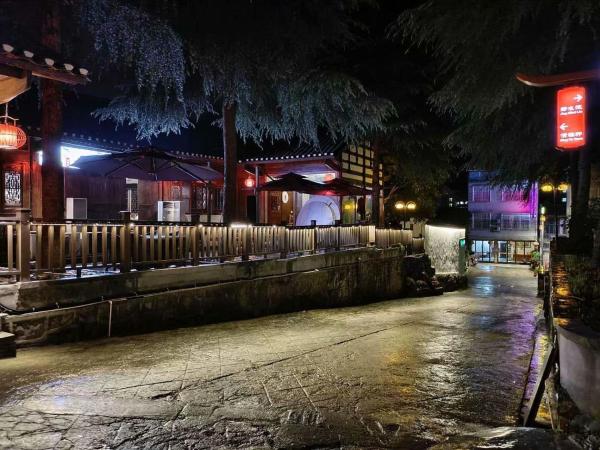 笠泊山居精品民宿, Забронировать  Отели Юншунь с парковкой, Парковка