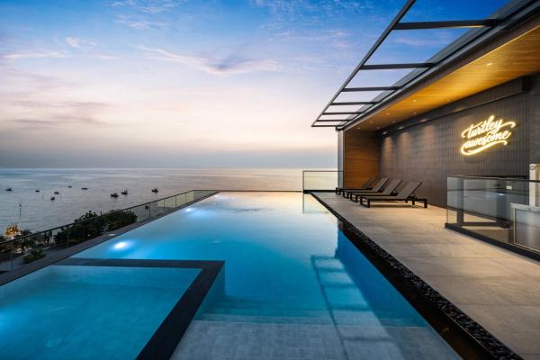The Turtle Hotel Bangsaen, Забронировать  Отели Бан Тай Дона (1) 4 звезды, 4*