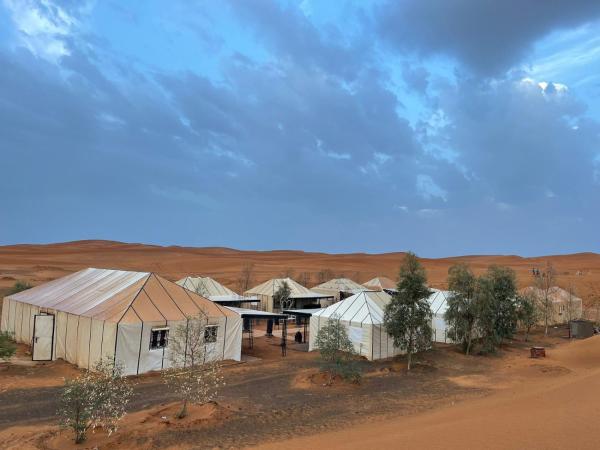 Toop luxury camp, Забронировать  Мерзуга Эр-Рашидия