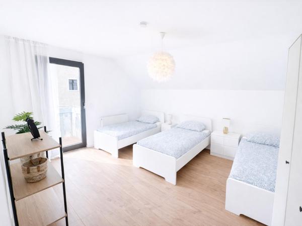 Gemütliche Ferienwohnung in Salzweg bei Passau, Забронировать  Отели Баварии с парковкой, Парковка