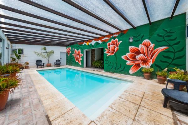 Apart Cabañas Villa Felicidad para 4 personas con pileta climatizada, Забронировать  Отели Провинсия де Кордоба с парковкой, Парковка