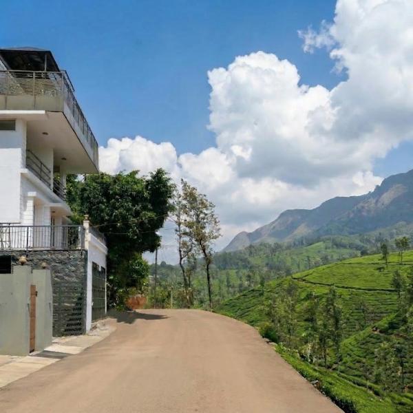 Hill View Vythiri Holiday Home, Забронировать  Отели Ваянад с парковкой, Парковка