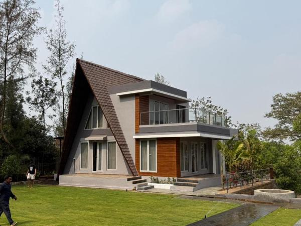 Airawat Farms - Hill View Villas with Private Pool, Забронировать  Kolvan штат Махараштра