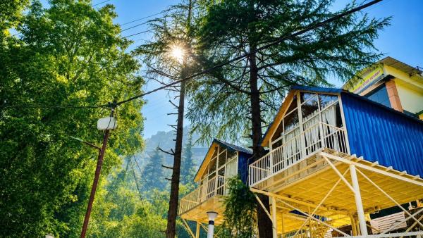 Treehouse by the lake, Забронировать  Бхимтал штат Уттаракханд, рядом с Озеро Бхимтал