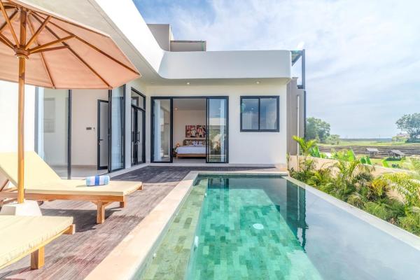 Luxury 2BR Pool Villa Ricefield Views, Забронировать  Отели Переренан с бассейном, Бассейн