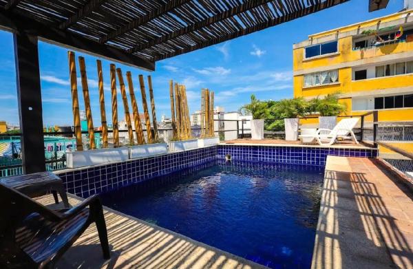 Casa Emilia Boutique Hotel - Rooftop Pool & Centro Histórico, Забронировать  Санта-Марта Магдалена