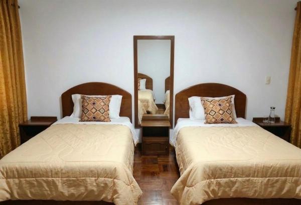 Hostal Chaska Inn, Забронировать  Отели Сан-Антонио с парковкой, Парковка
