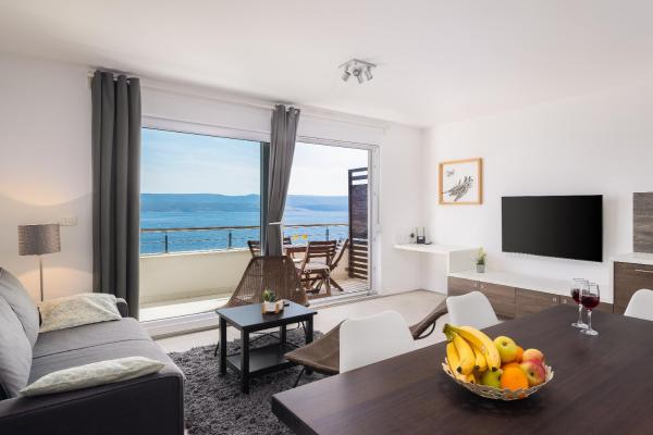 Villa Jolara With Heated Pool - Deluxe Apartment 11, Забронировать Апартаменты/квартира Мимице Окрестности Сплита