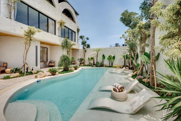 Premaloka, Забронировать  Бизнес-отели Танах-Лот, 4* 5*