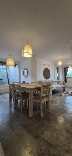 Villa don Pedro First Floor, Забронировать  Отели Унгасан с парковкой, Парковка