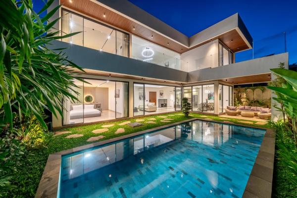 Luxury 3BR Designer Villa Ubud, Забронировать  Убуд Гианьяр
