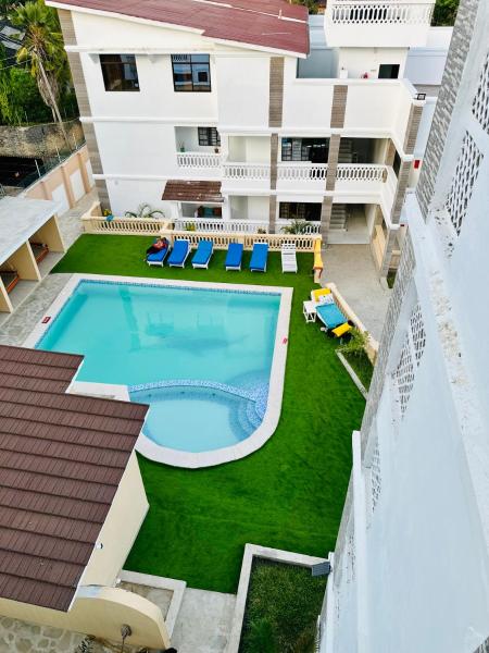 2br getaway near Diani beach with a pool & ceiling fan, Забронировать  Отели Национального заповедника Shimba Hills с бассейном, Бассейн