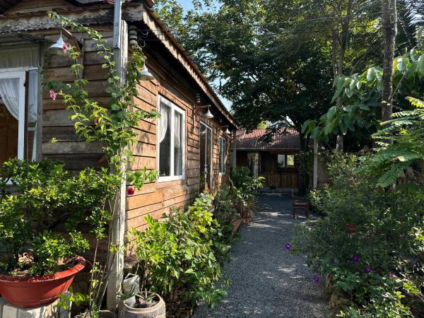 Homestay Vườn Của Gió, Забронировать  Ấp Thanh Sơn Таи Нинь