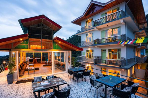 PACK Dharamkot, Забронировать  Отели Мак-Леод-Гейндж с парковкой, Парковка