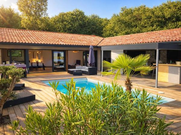 Villa avec piscine, animaux admis - 6 pers. - FR-1-857-73, Забронировать  Отели Сустон с бассейном, Бассейн