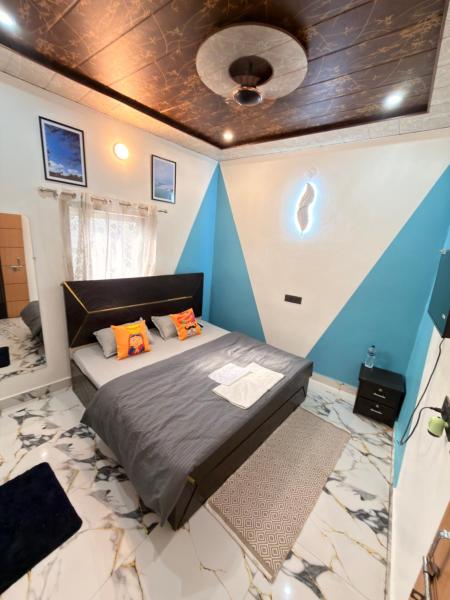 Yovibe Stays, Dorms & Rooms, Assi Ghat, Varanasi, Забронировать  Варанаси штат Уттар-Прадеш, рядом с Гхат Асси