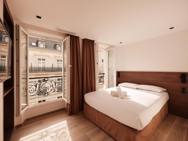 Hotel Au Coeur du Haut Marais, Забронировать  Отели Парижа 3 звезды, рядом с Пармантье, 3*