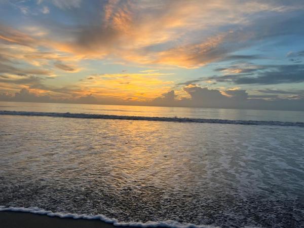 Sweets3 Inc at Sandpiper Towers, 预订  萨特海滩 Space Coast