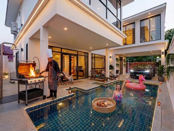 Villa Amarin - Huge 7 BR private pool house in pattaya central next to walking street, Забронировать  Южная Паттайя Паттайя