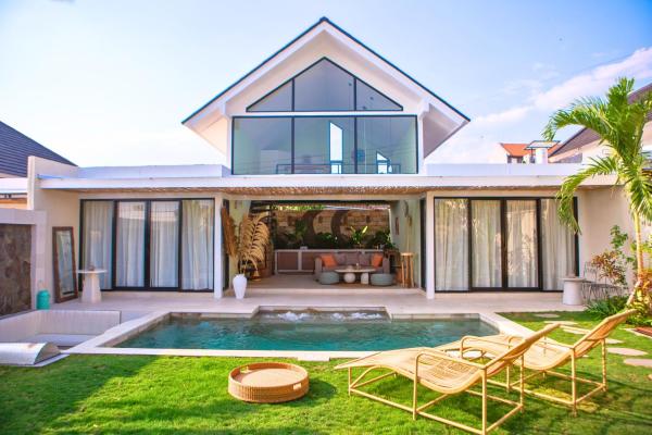 Villa Sundine 2 - 3Bedroom villa near Canggu, Забронировать  Керобокан Бадунг