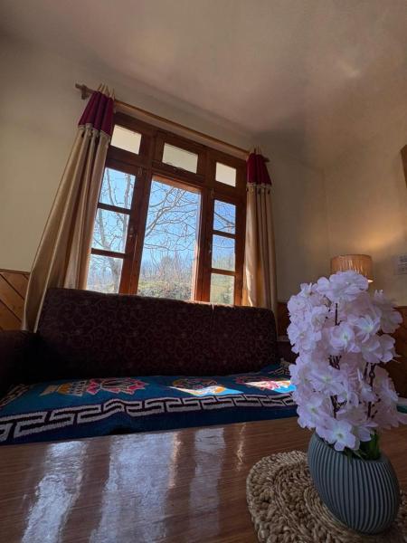 Walking Trails Homestay, Забронировать  Baragrān штат Химачал-Прадеш