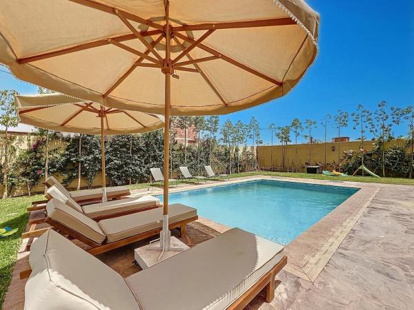Private Villa Ourika Km20 Marrakech Heated Pool Dual Rooftop Atlas View - Ourika, Забронировать  Отели Oulad Akkou с парковкой, Парковка