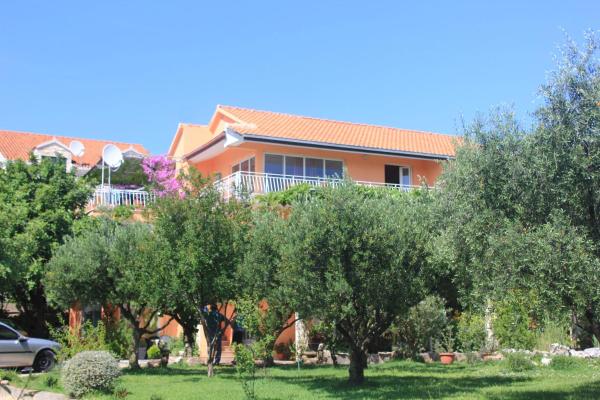 Apartments with parking space Orebic, Peljesac - 648, 预订 公寓 奥瑞比克 Pelješac