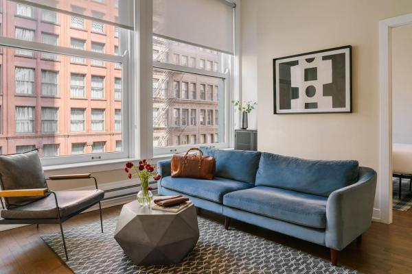 LIVN Millennium Park Downtown Chicago Superior 2 BR, Забронировать  Чикаго Большой Чикаго
