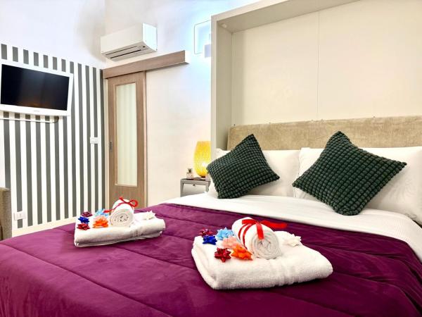 Varese Suite Guest House, Забронировать  Рим Лацио, рядом с Церковь Санта-Мария-Маджоре