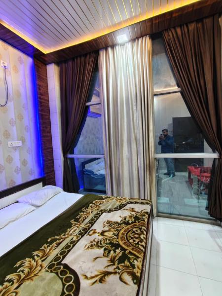 Hotel Classic Gold, Забронировать  Агра штат Уттар-Прадеш
