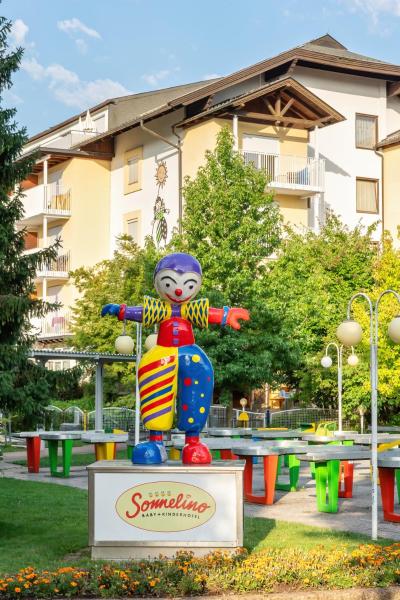 Baby- und Kinderhotel Sonnelino, Забронировать Отель Отели Санкт-Канциан 4 звезды, 4*