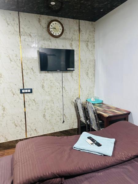 Hidden key guest house, Забронировать  Отели штата Ориссы с парковкой, Парковка