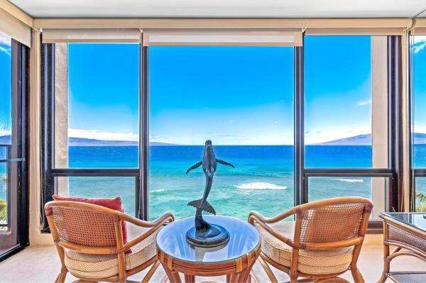 Mahana Oceanfront 1 BR Sleeps 4 Villas Steps to Beach Complimentary Car with 6 Nights MAH-814 by KBM, Забронировать  Каанапали West Maui