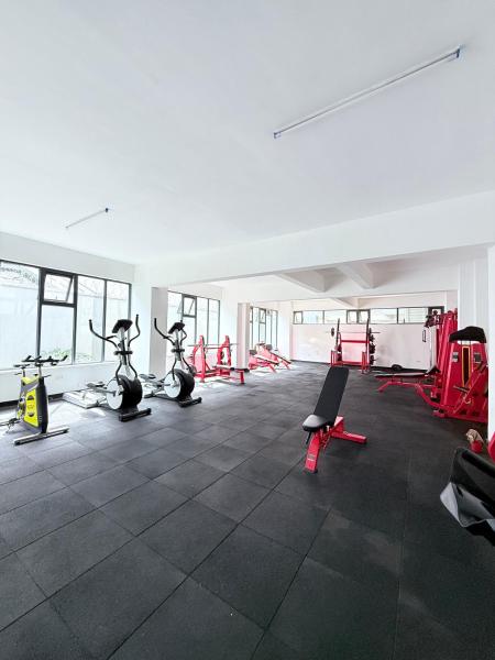 modern retreat residencies with amazing breathtaking city views, swimming pool ,gym ,private ample parking space which offers a luxurious living and comfort, Забронировать  Найроби Найроби Каунти
