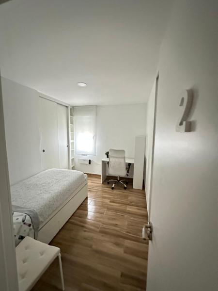 Habitaciones Quelito, Забронировать  Аранда-де-Дуэро 