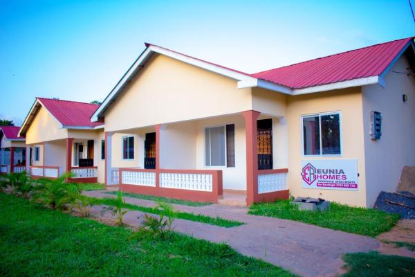 Eunia homes