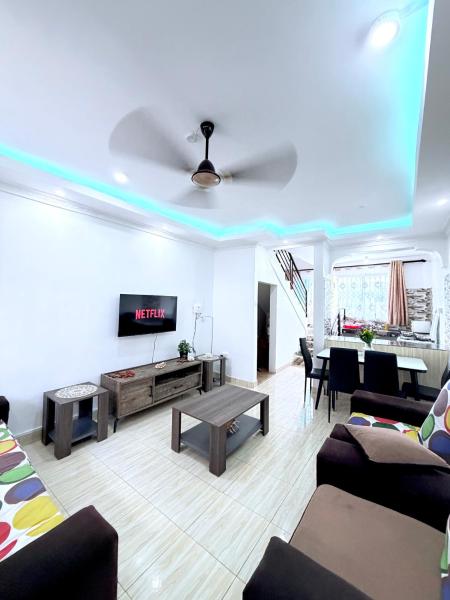 Holiday Home - Serena Road Villas, Забронировать  Момбаса Прибрежная провинция
