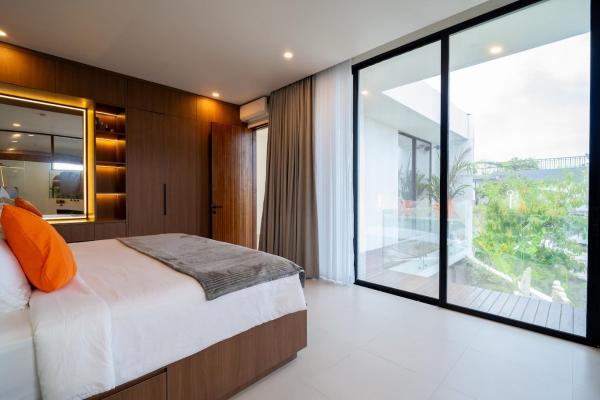 3BR Moonlight - Brand New Villa in Kerobokan, Забронировать  Керобокан Бадунг