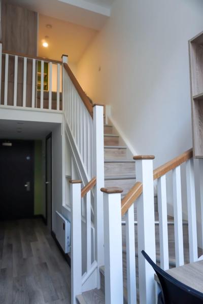 City Centre Loft en suite, Забронировать  Элленд Западный Йоркшир
