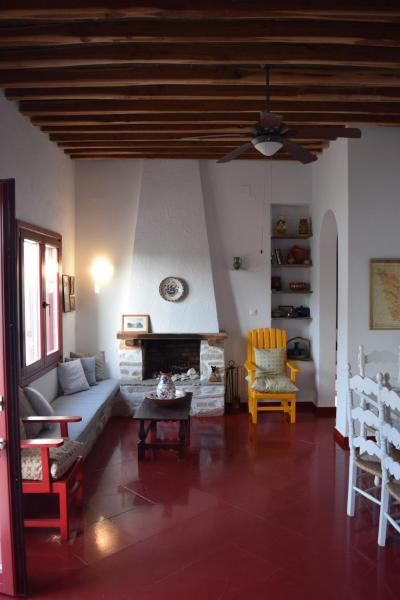 Sifnos Tinas House, Забронировать  Камараи Сифнос