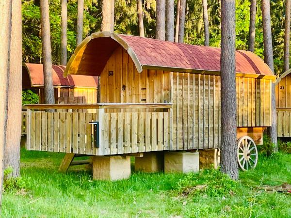 NATURAMA Brombachsee Schäferwagenhotel, Забронировать  Отели Баварии с парковкой, Парковка