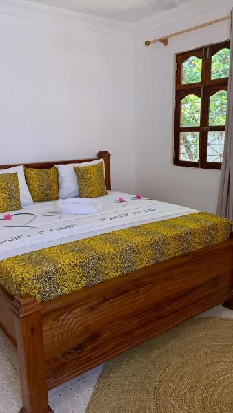 Gardenia House Nungwi, Забронировать  Отели Нунгви с парковкой, Парковка