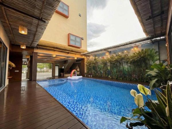 Osaka Villa Phan Thiet, Забронировать  Отели Ап-Бинькан с бассейном, Бассейн