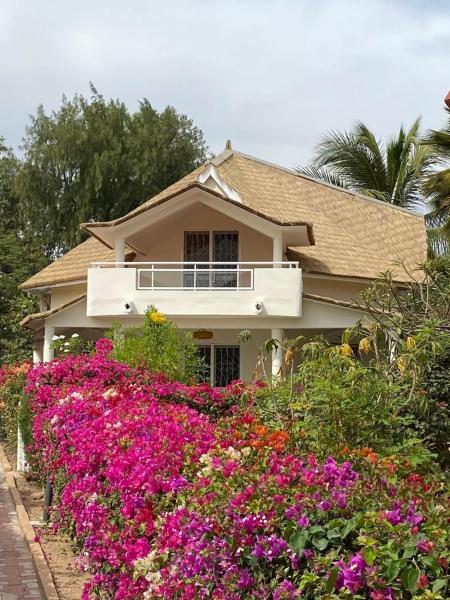 Villa LaFaLia 3 chambres en résidence avec plage privée, Забронировать  Нгапару Мбур
