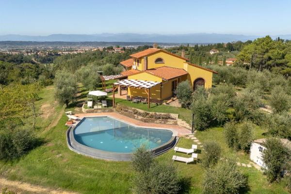 Villa Costa Al Bagno by Salogi Villas, Забронировать  Отели в центре Монтополи-ин-Валь-д'Арно, в центре