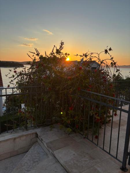 Sunset Villa, Забронировать  Маслиница Solta Island