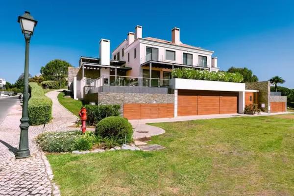 Villa Orion Vale do Lobo, Забронировать  Отели Алгарви с парковкой, Парковка