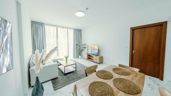 Bright & Stylish 1BR in Marina Al Hamra Village, Забронировать  Рас-эль-Хайма Рас-Аль-Хайма